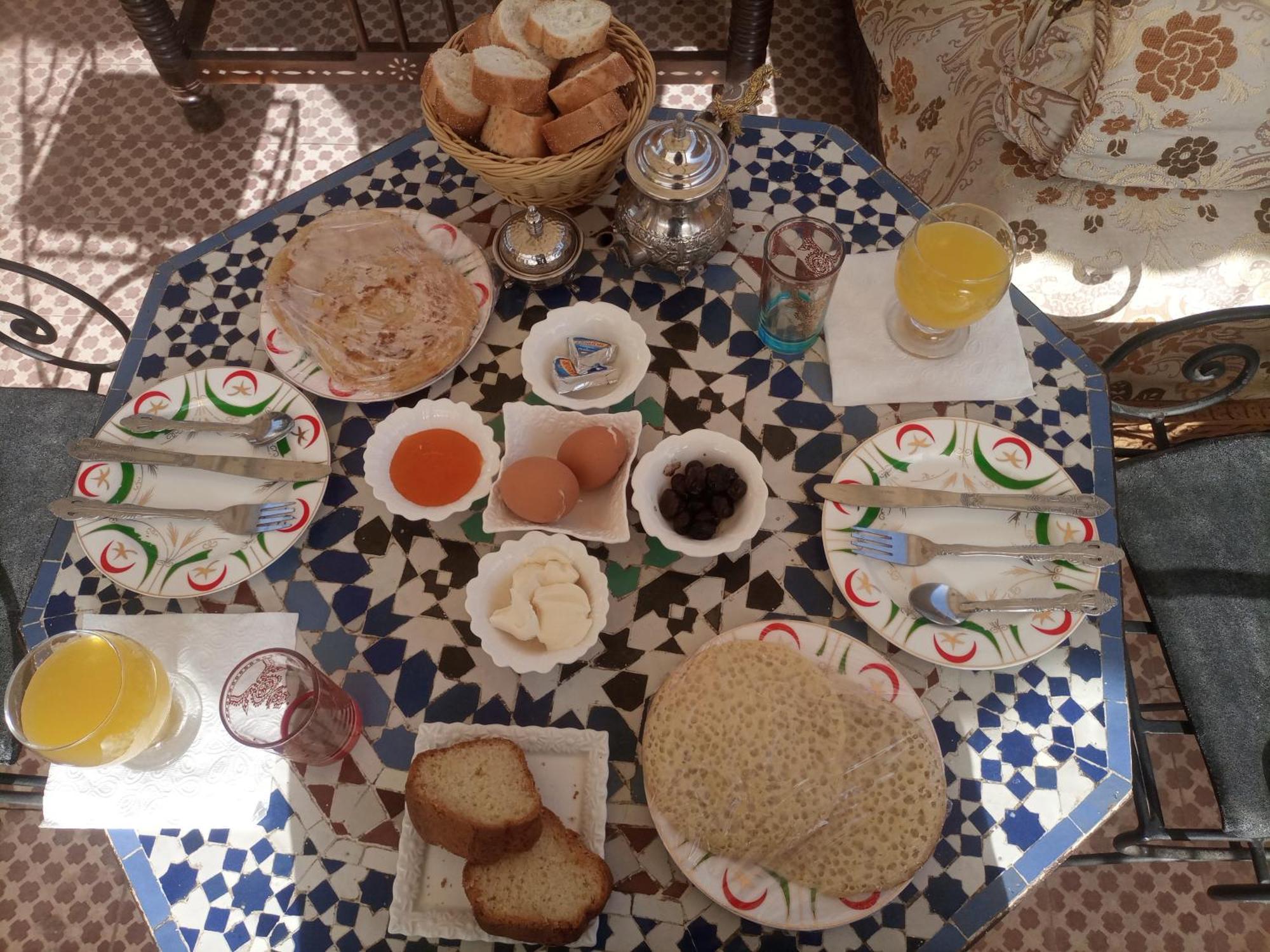 Auberge de jeunesse Dar Houda à Fès Extérieur photo